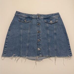 Garage Denim Raw Hem Button-Up Mini Skirt with Pockets Size Large